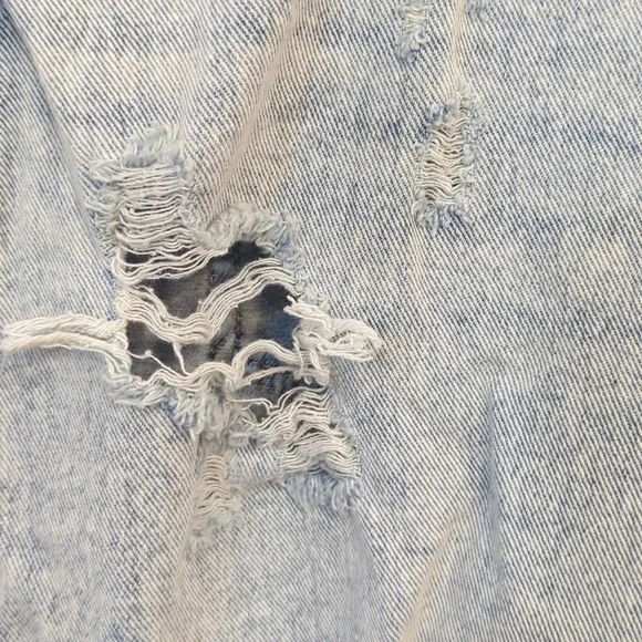 Distressed Jeans - Picture 3 of 10
